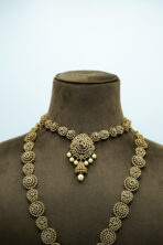 Royal Emerald V-Contour Statement Set – Rhodium Plated Luxury Zirconia Fashion Jewellery - Image 2